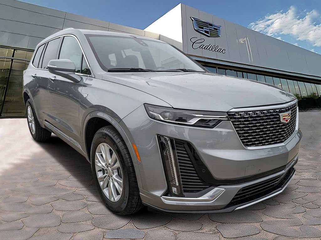 New 2025 Cadillac XT6 Luxury FWD image 7