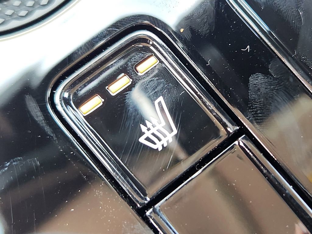 New 2025 Kia Niro EX image 21