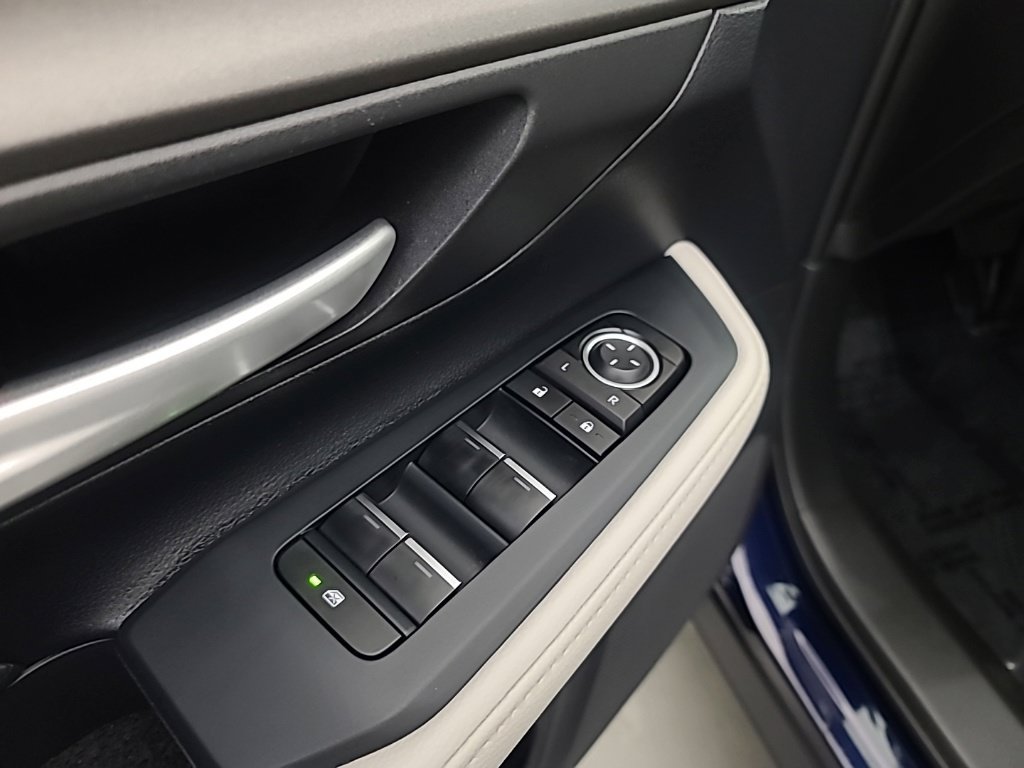 Used 2026 Toyota Grand Highlander AWD image 26