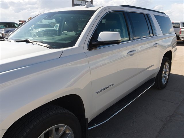 Used 2016 GMC Yukon XL SLT w/ Open Road Package AWD/4WD image 7