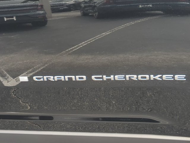 Certified 2025 Jeep Grand Cherokee Limited 4xe AWD/4WD image 13