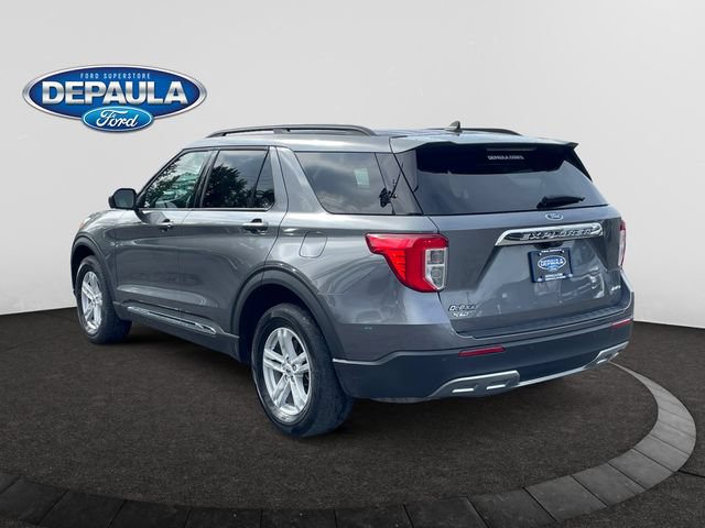 Used 2024 Ford Explorer XLT w/ Equipment Group 202A AWD/4WD image 4