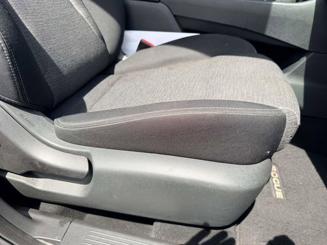 Used 2021 Nissan Rogue S image 9