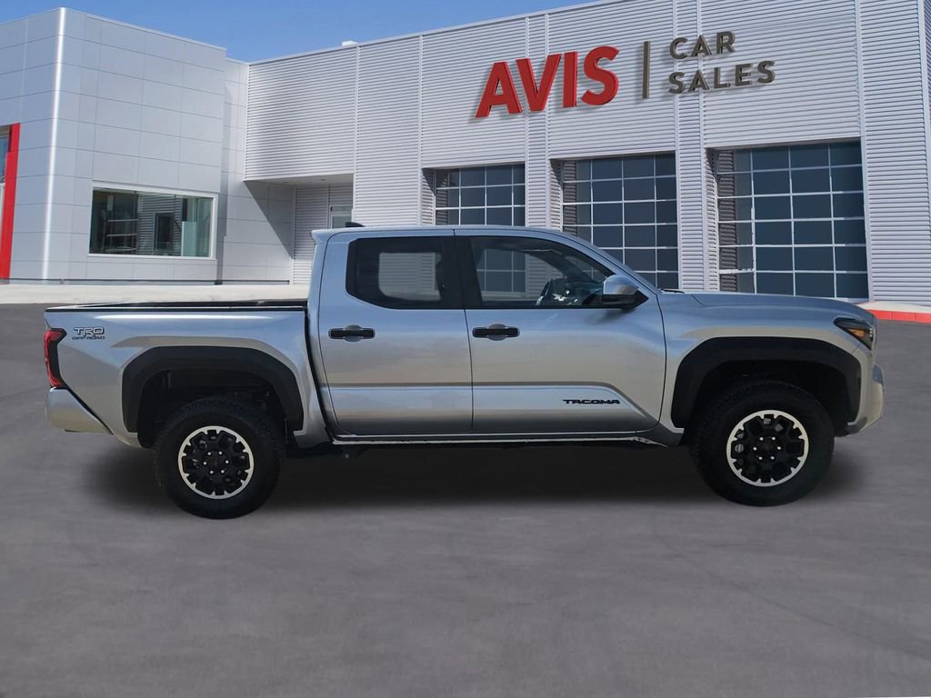 Used 2025 Toyota Tacoma TRD Off-Road image 7