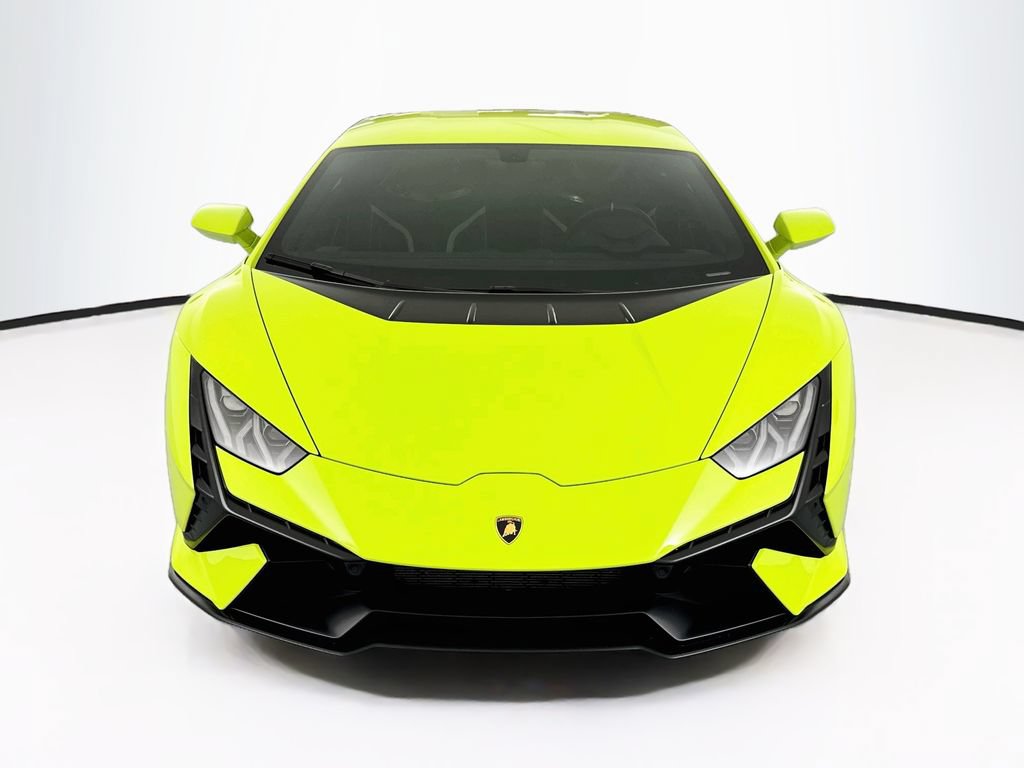 Used 2023 Lamborghini Huracan Tecnica RWD image 2