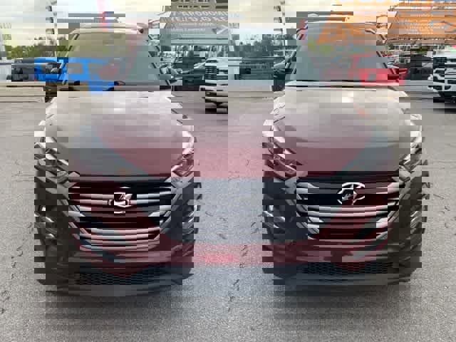 Used 2017 Hyundai Tucson SE Plus w/ Cargo Package image 2