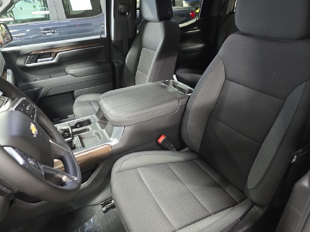 New 2026 Chevrolet Silverado 1500 LT AWD/4WD image 17