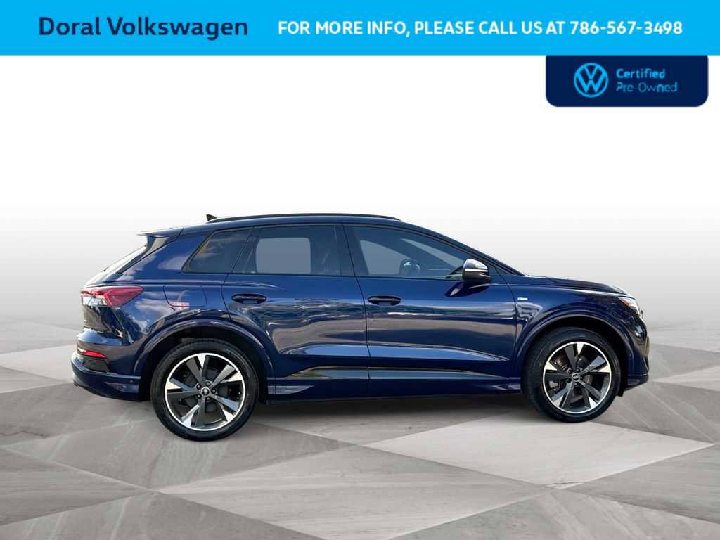 Used 2023 Audi Q4 e-tron Premium Plus w/ Premium Plus AWD/4WD image 9