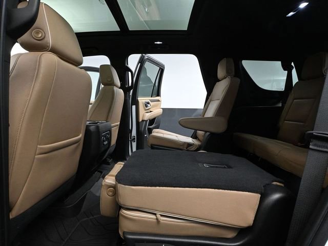 Used 2021 Chevrolet Tahoe Premier w/ Premium Package image 47