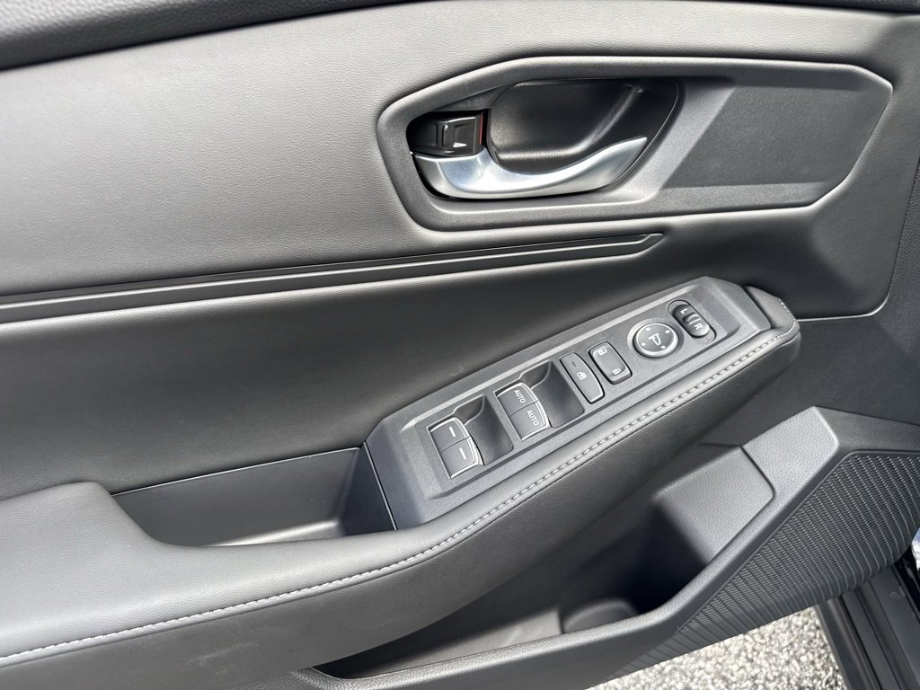 Used 2025 Honda Accord Sport image 17