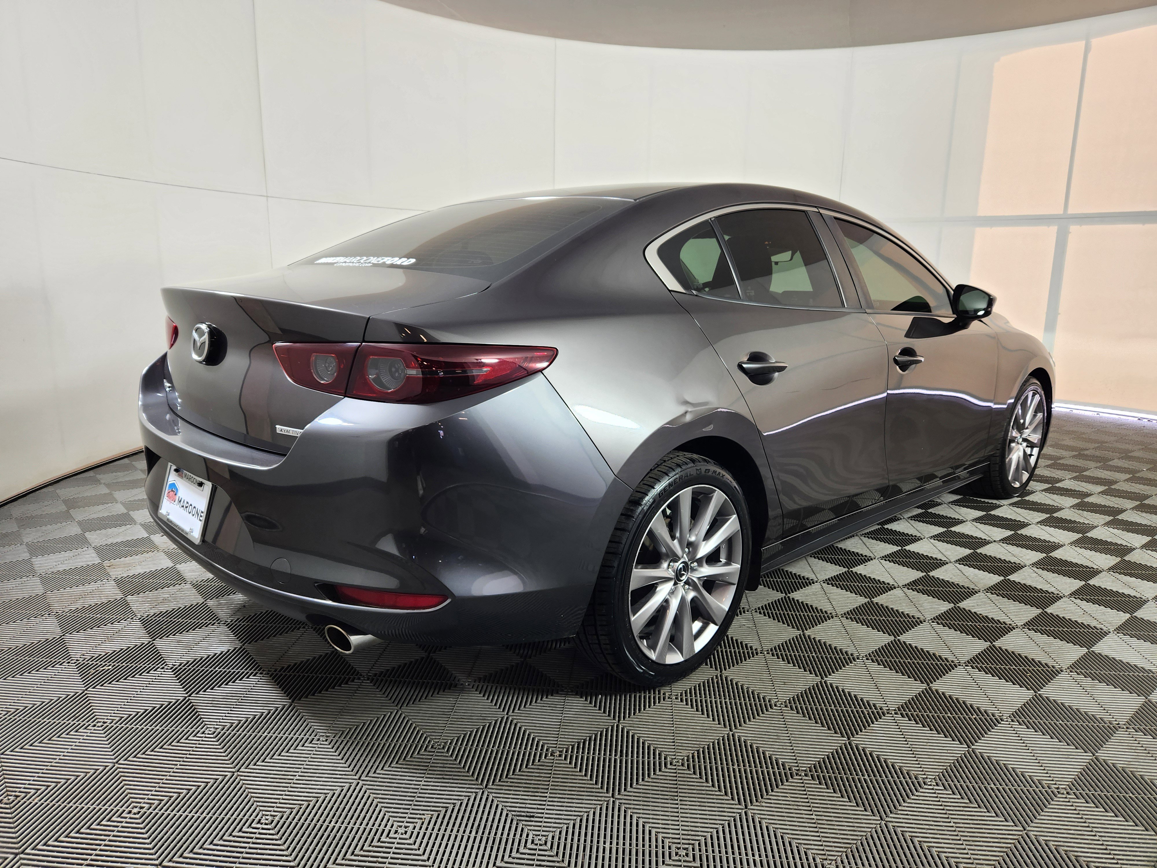 Used 2019 MAZDA MAZDA3 Sedan w/ Select Package image 7