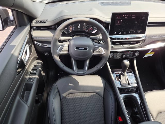 New 2026 Jeep Compass Latitude AWD/4WD image 4