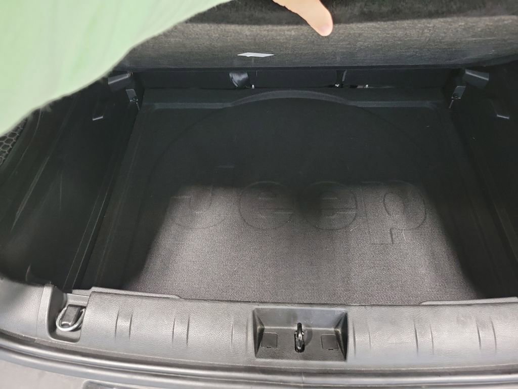 Used 2019 Jeep Renegade Limited w/ Quick Order Package 22P image 21