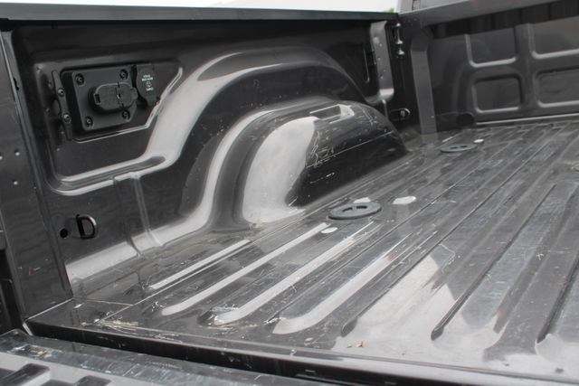 Used 2025 RAM 3500 Big Horn AWD/4WD image 11