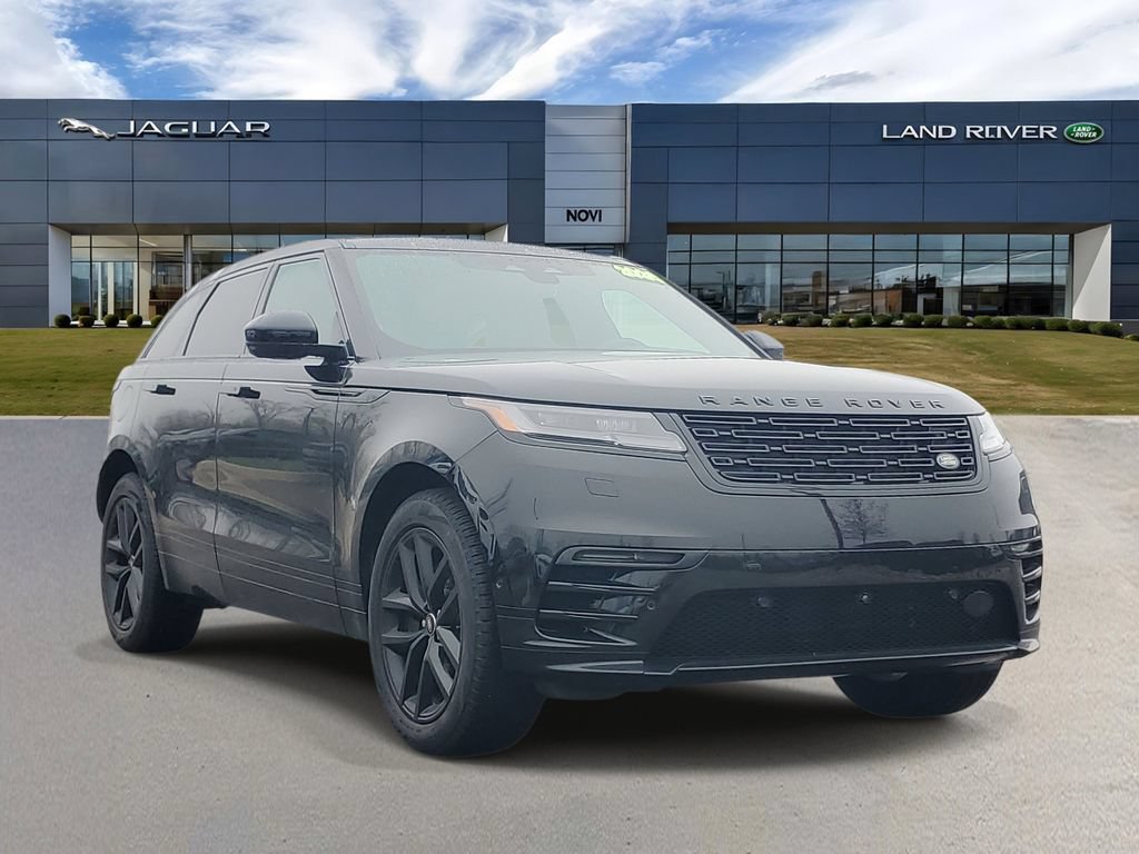 Used 2026 Land Rover Range Rover Velar Dynamic SE AWD/4WD image 2