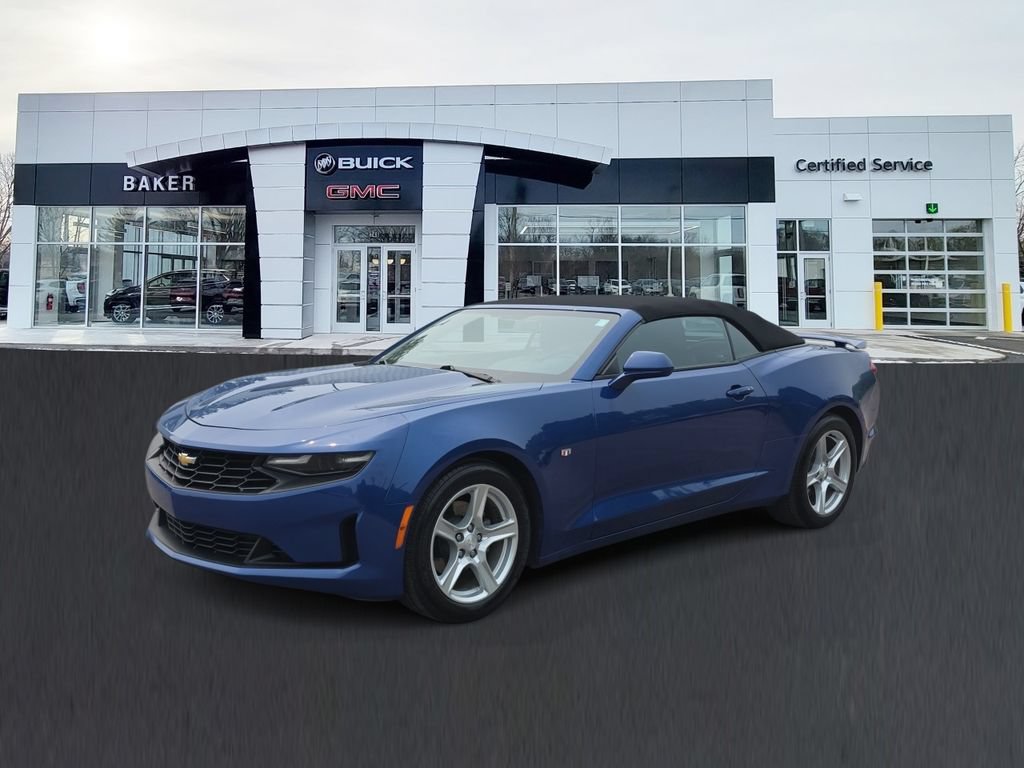 Used 2021 Chevrolet Camaro LT RWD image 1