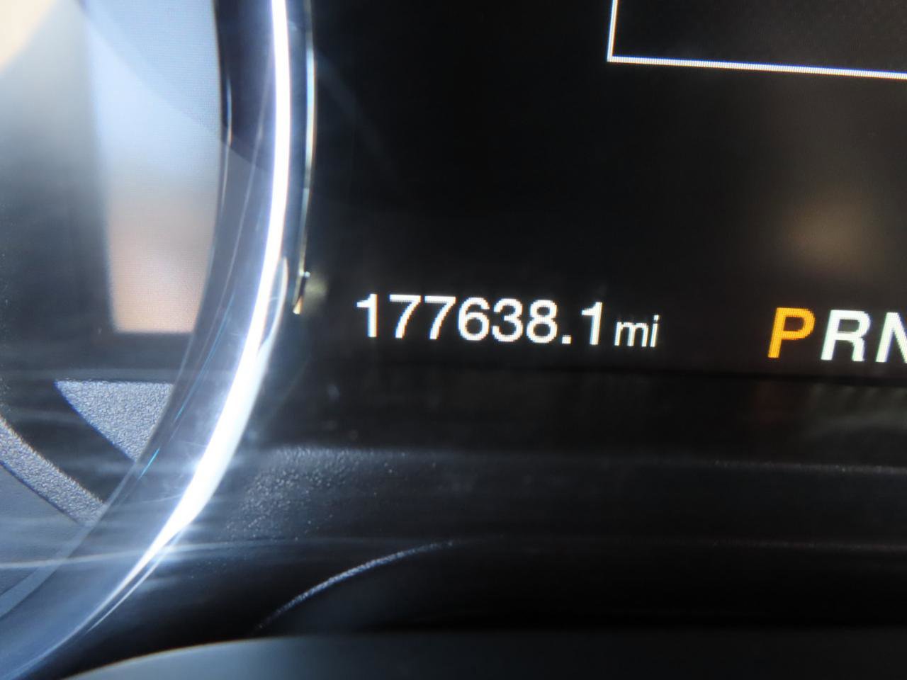 Used 2018 Ford F250 Lariat w/ Camper Package image 37