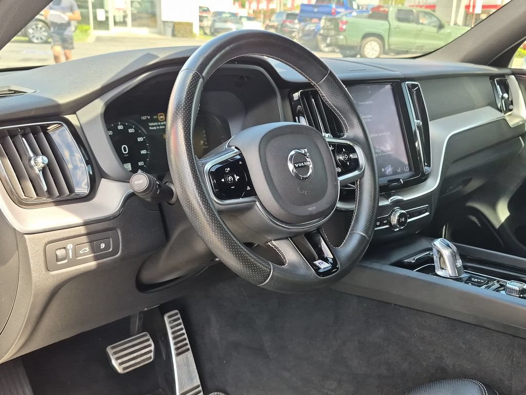 Used 2019 Volvo XC60 T8 R-Design w/ Advanced Package AWD/4WD image 14