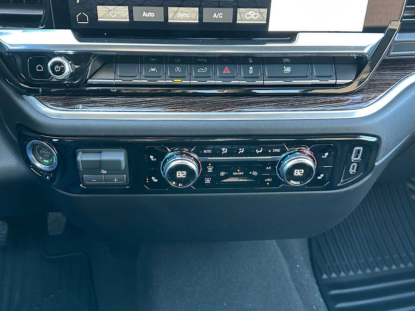 New 2026 GMC Sierra 1500 Elevation image 26