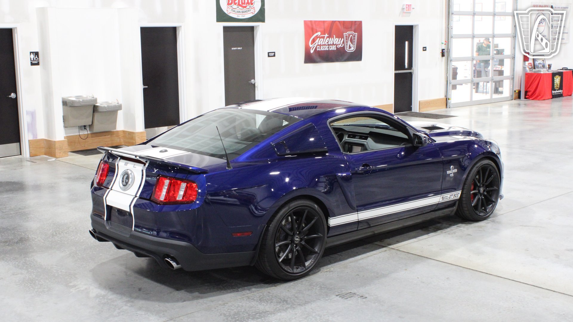 Used 2011 Ford Mustang Shelby GT500 w/ Electronics Pkg RWD image 34