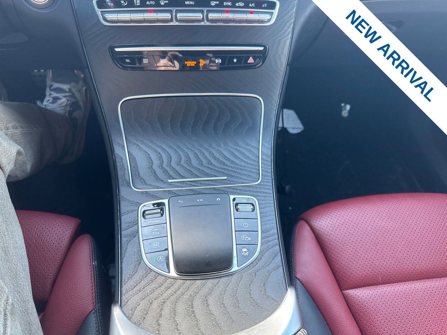 Used 2021 Mercedes-Benz GLC 300 4MATIC image 26