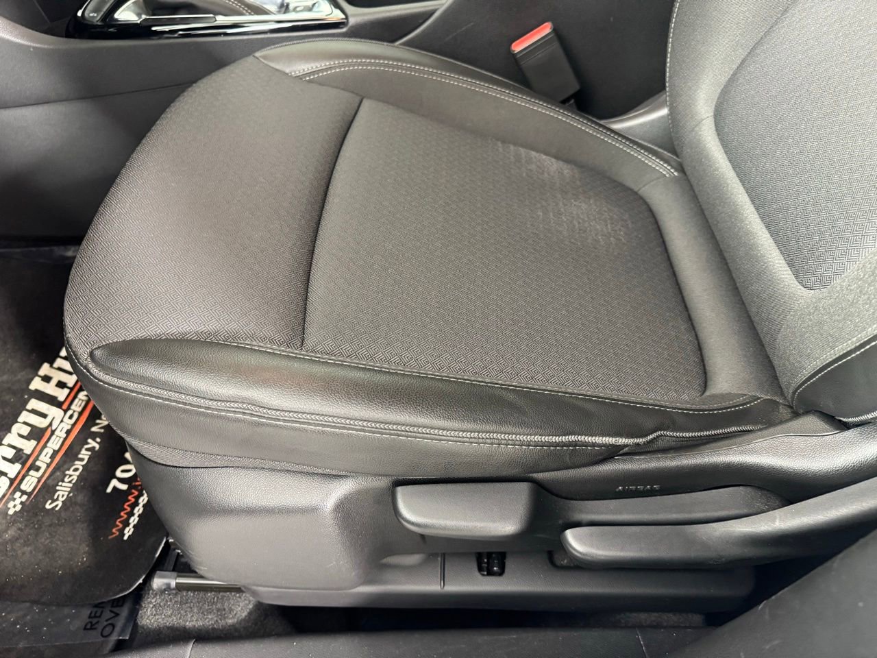 Used 2024 Buick Encore GX Preferred FWD image 11