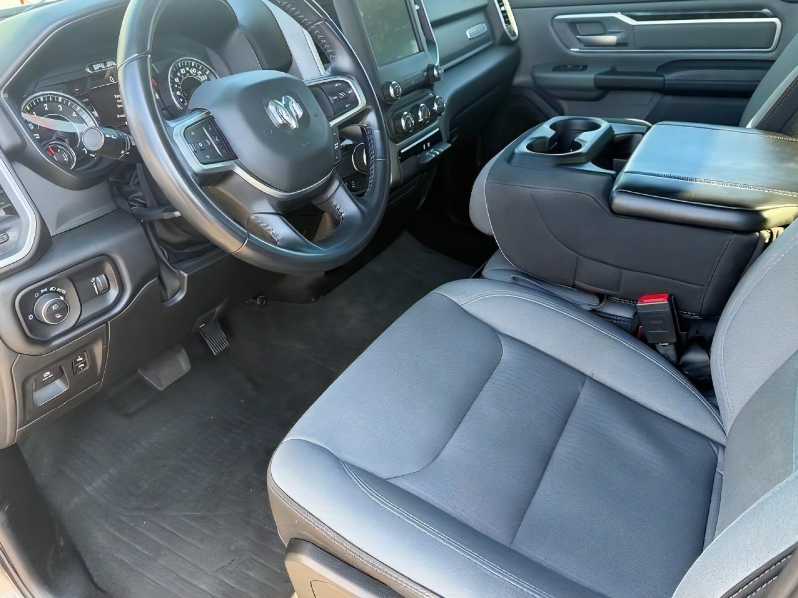 Used 2022 RAM 1500 Big Horn RWD image 18