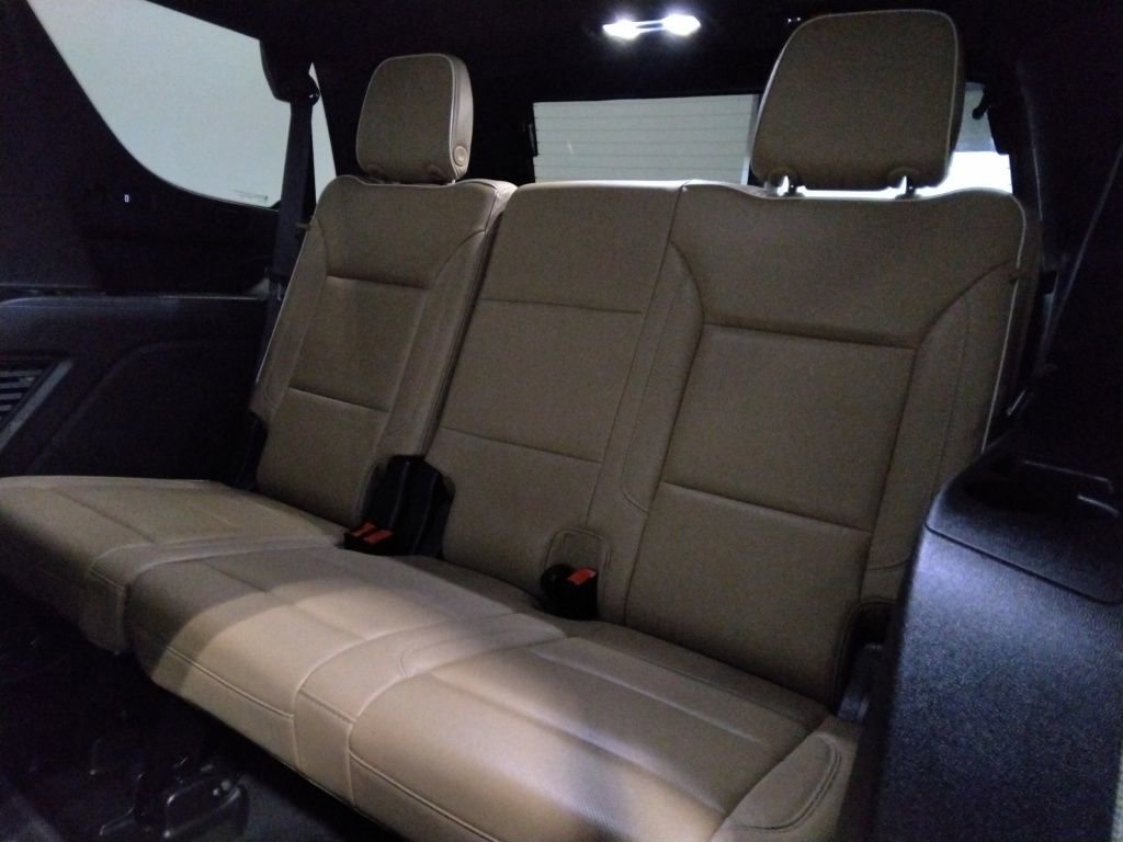 Used 2021 Chevrolet Tahoe Premier w/ Premium Package image 43