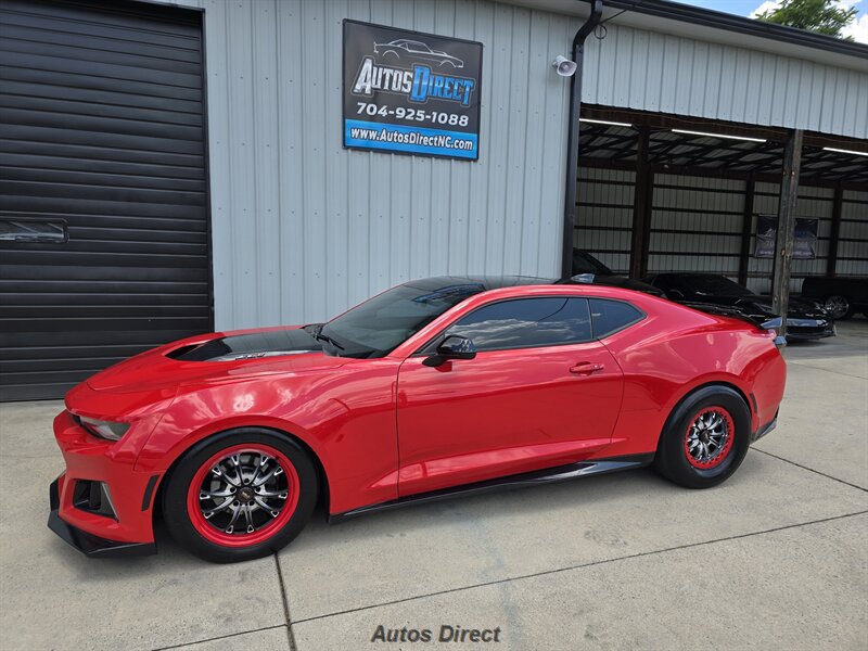 Used 2017 Chevrolet Camaro ZL1 RWD image 5