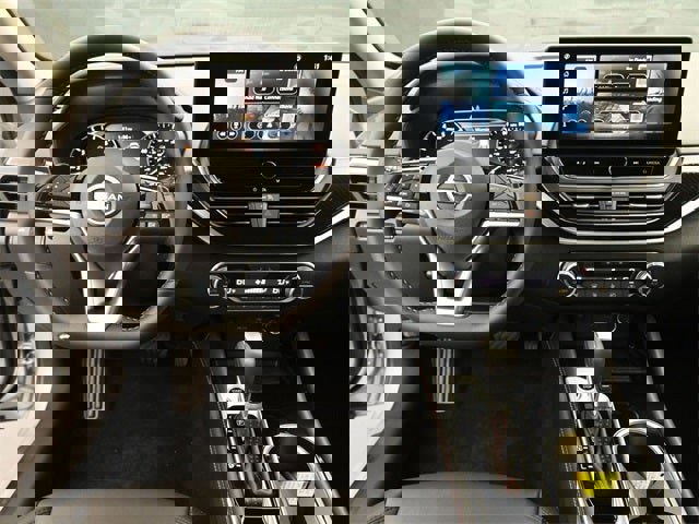 New 2025 Nissan Altima 2.5 SR image 11