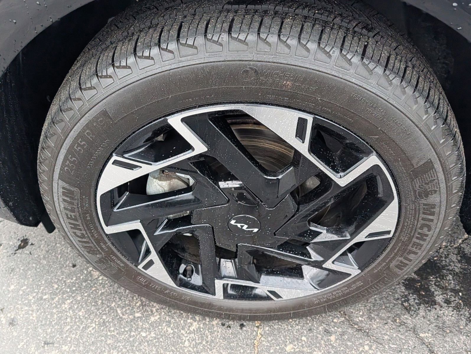 Used 2024 Kia Sportage SX image 19