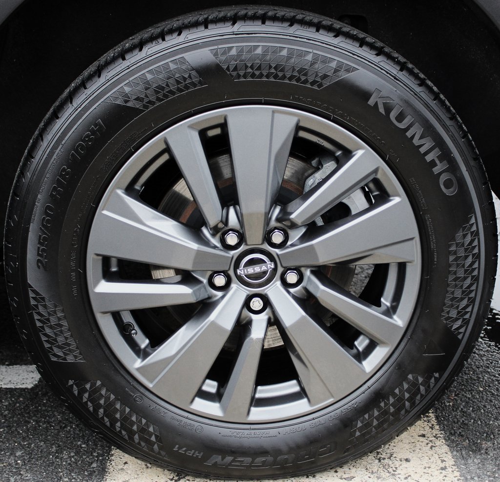 Certified 2024 Nissan Pathfinder S image 13