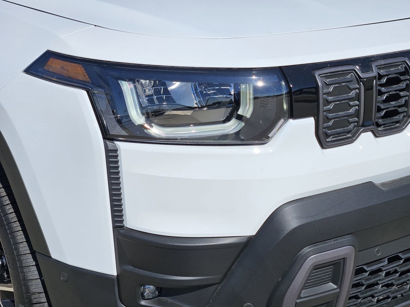 New 2026 Jeep Cherokee Overland image 9