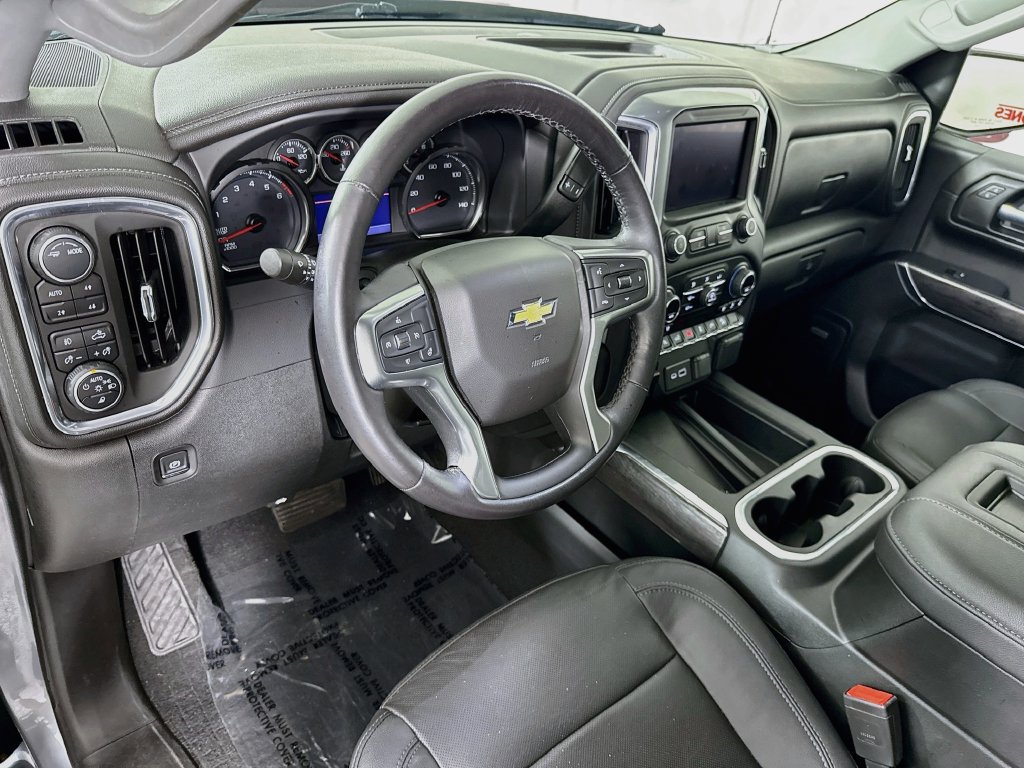 Used 2021 Chevrolet Silverado 1500 LTZ w/ LTZ Convenience Package II AWD/4WD image 19