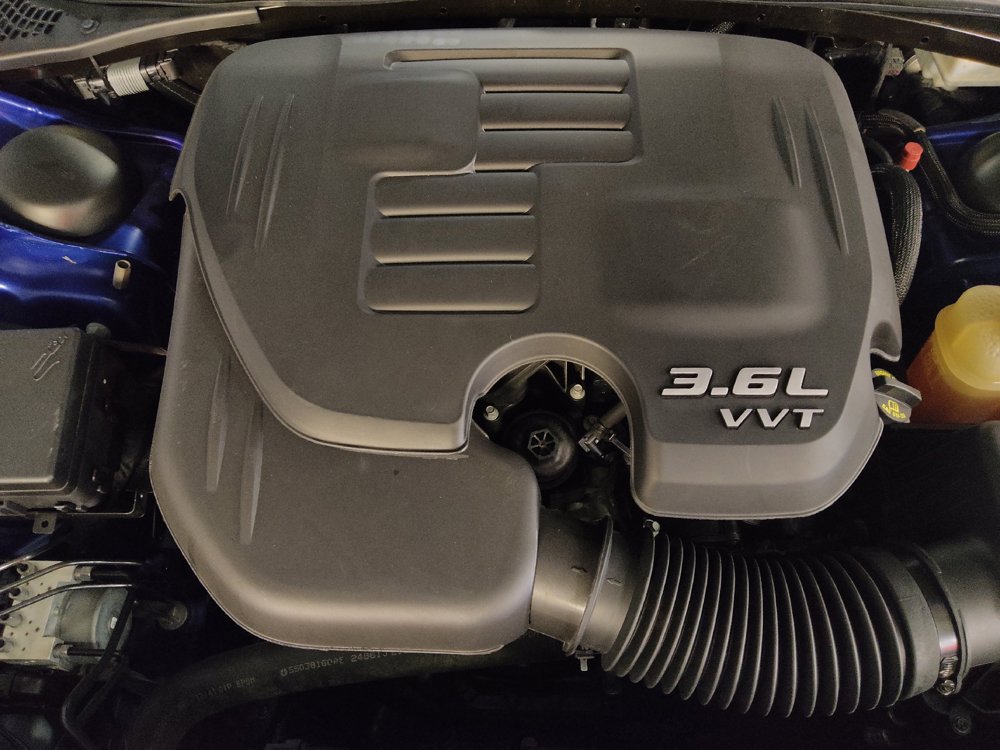 Used 2020 Dodge Challenger SXT w/ Blacktop Package RWD image 30