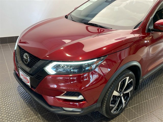 Used 2020 Nissan Rogue Sport SL w/ Premium Package image 8