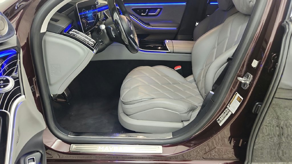 Used 2022 Mercedes-Benz Maybach S 580 4MATIC image 32