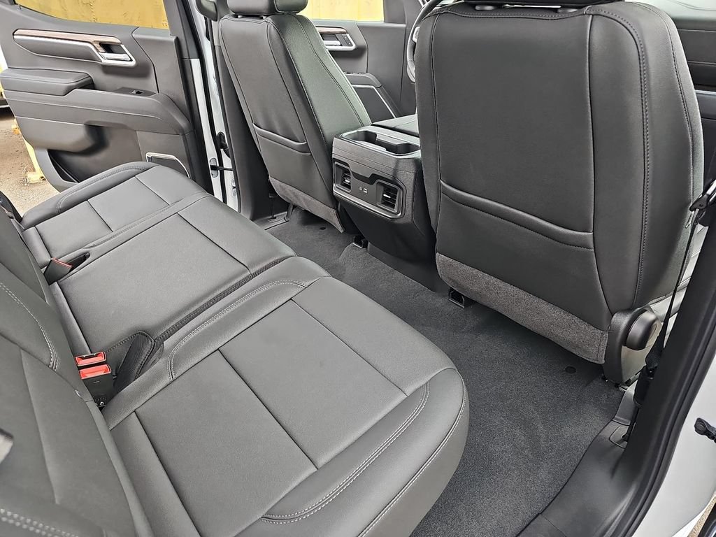New 2026 Chevrolet Silverado 1500 LT w/ All Star Edition Plus AWD/4WD image 11