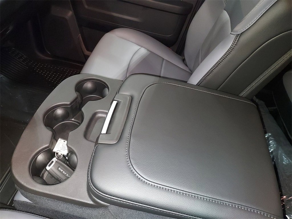 New 2026 RAM 3500 Tradesman image 27