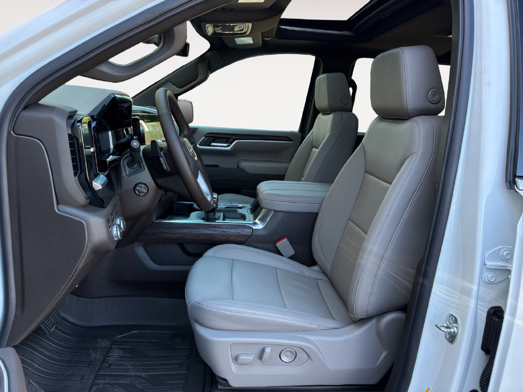 New 2026 GMC Sierra 1500 SLT w/ SLT Premium Package AWD/4WD image 9