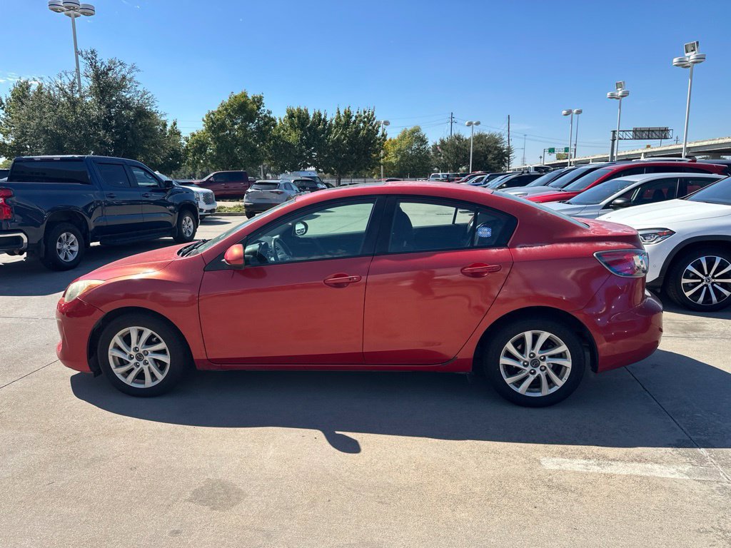 Used 2013 MAZDA MAZDA3 i Touring w/ Preferred Equipment Pkg FWD image 8