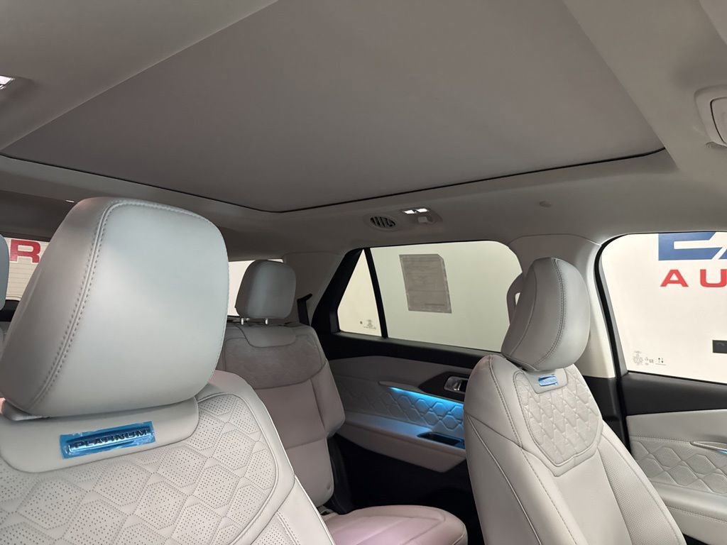 New 2026 Ford Explorer Platinum image 44