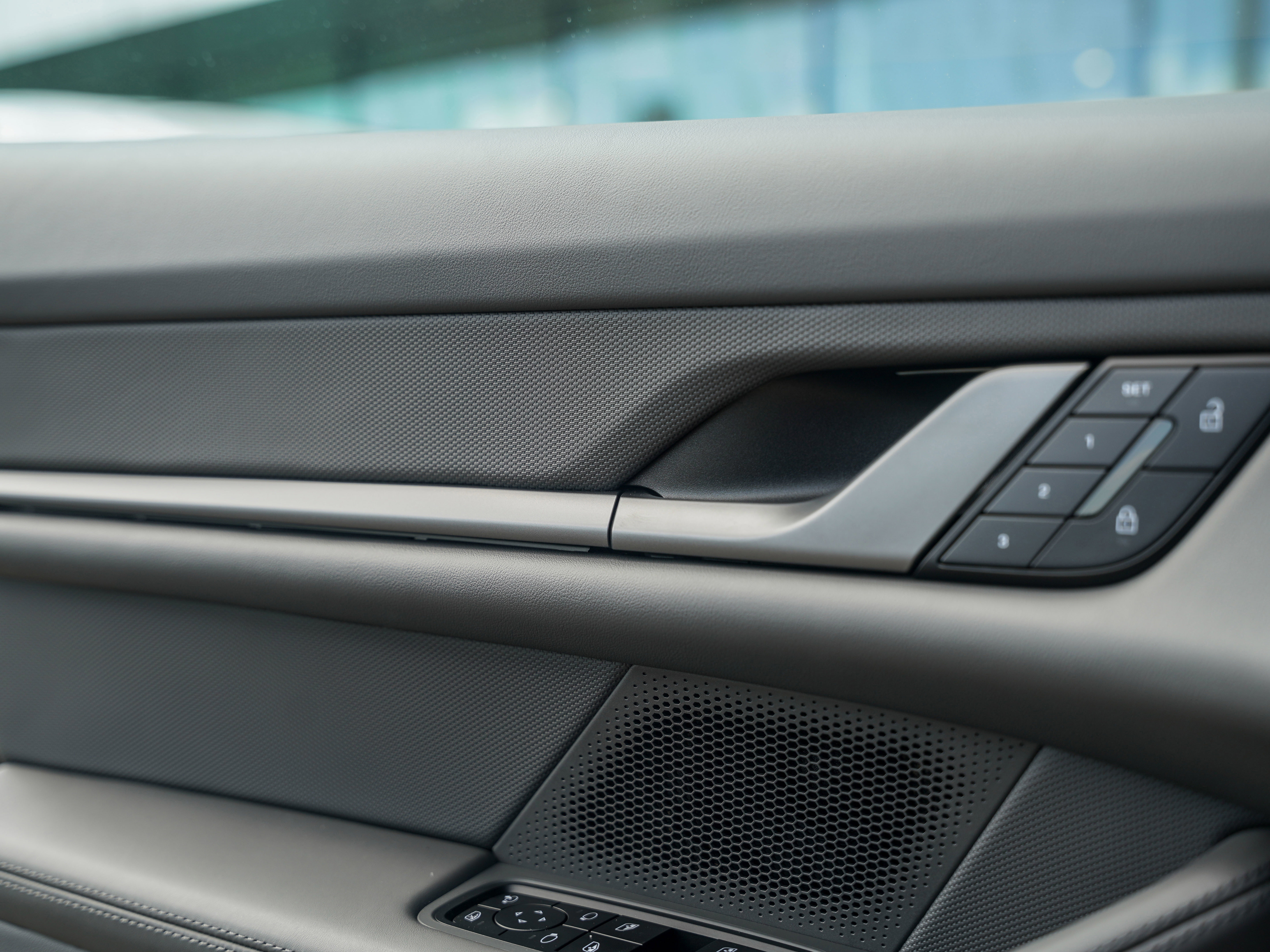 New 2025 Porsche Taycan 4 image 19