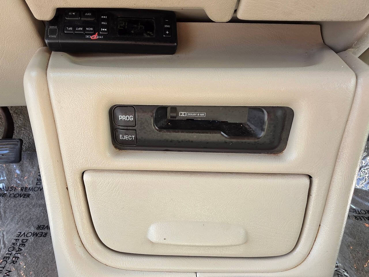 Used 2002 Chevrolet Suburban LS RWD image 40