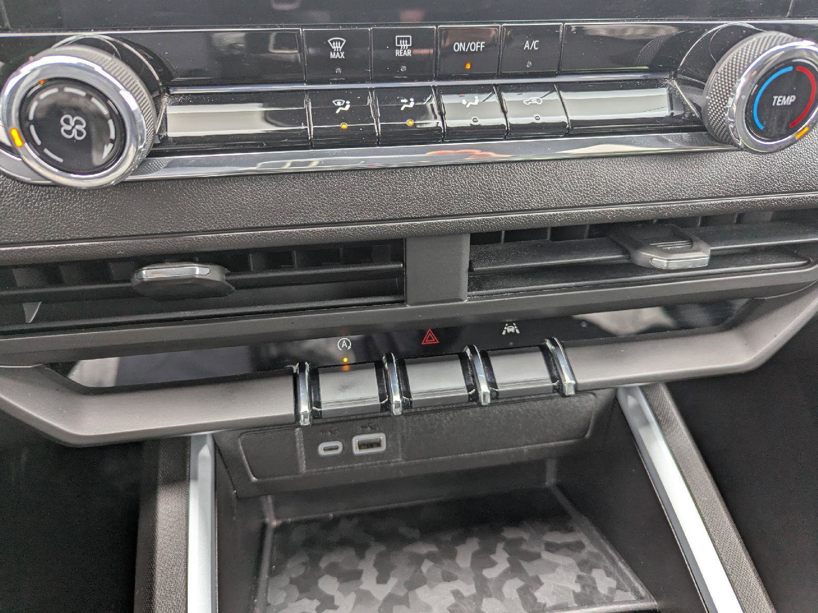 Certified 2023 Chevrolet Colorado Trail Boss w/ Advanced Trailering Package image 17