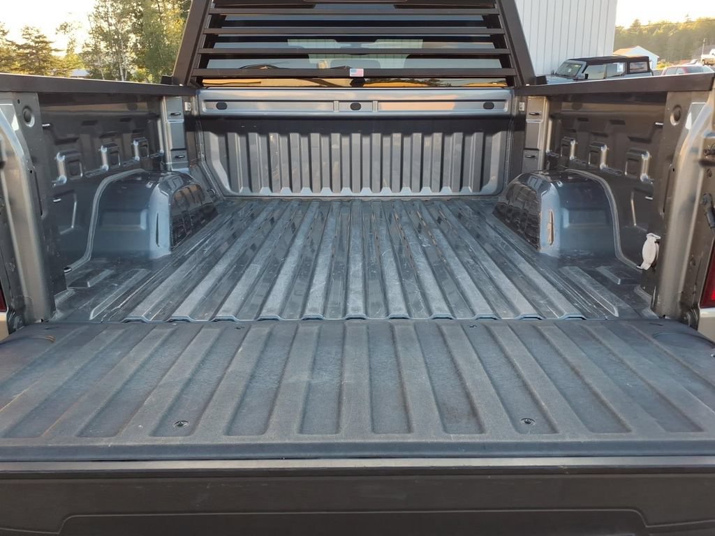 Used 2021 Chevrolet Silverado 1500 Custom AWD/4WD image 10