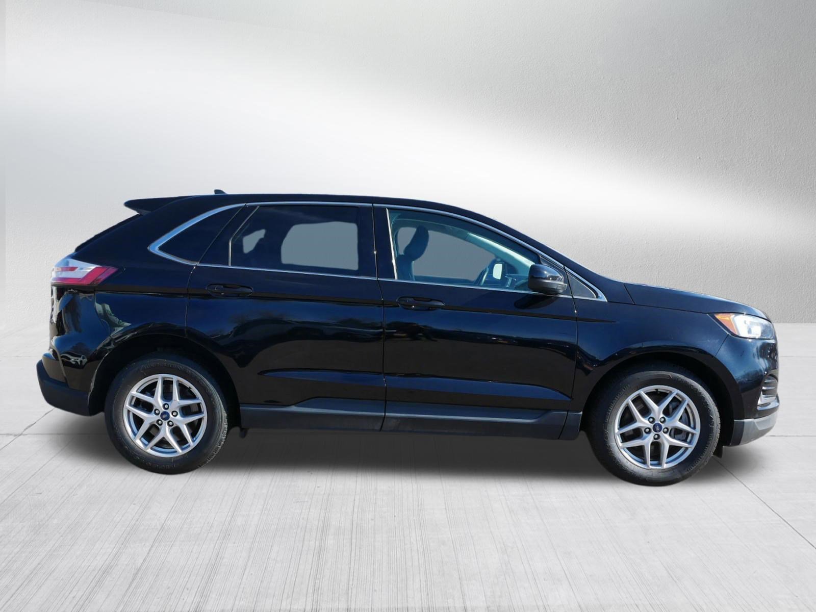 Used 2021 Ford Edge SEL image 8