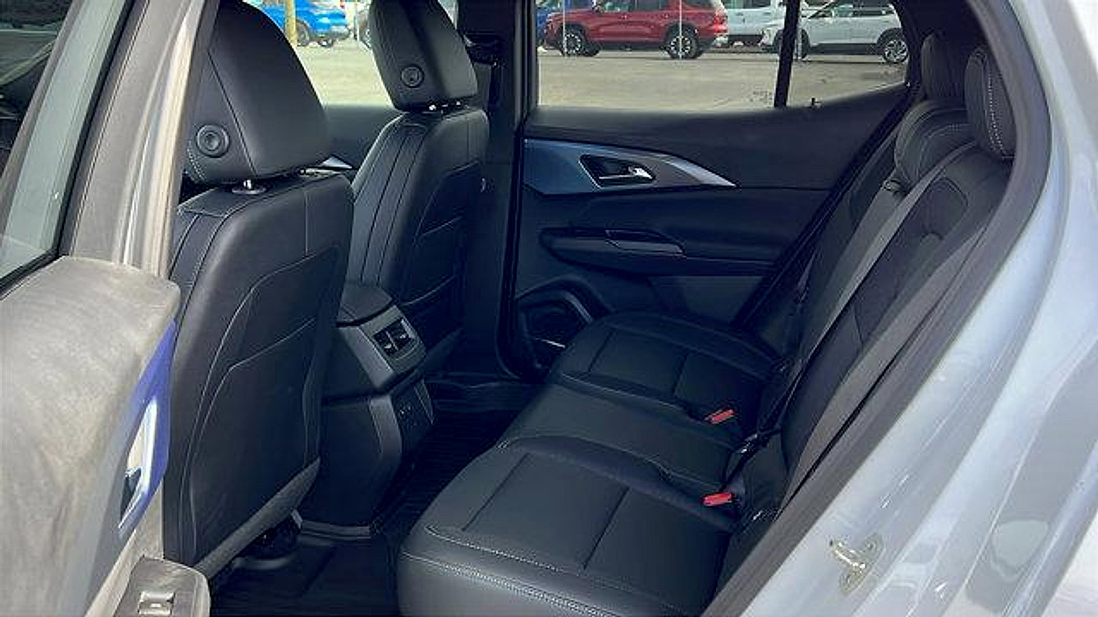 New 2026 Chevrolet Equinox EV LT image 13