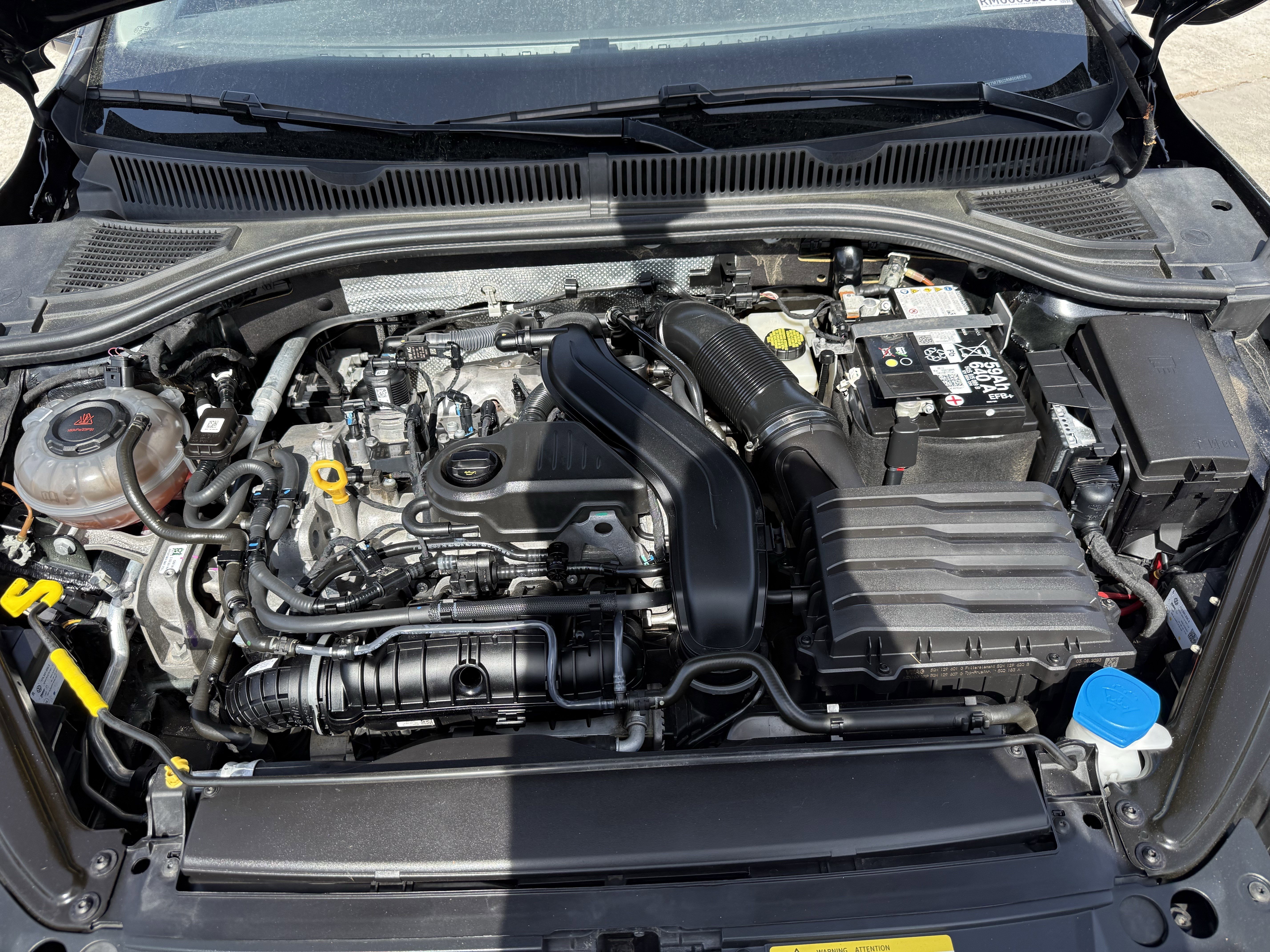 Used 2024 Volkswagen Jetta SE image 34