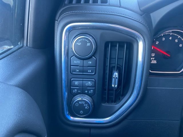 Used 2019 Chevrolet Silverado 1500 RST image 18